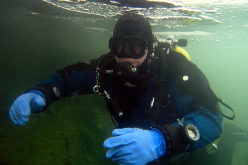 Nurkowanie podlodowe